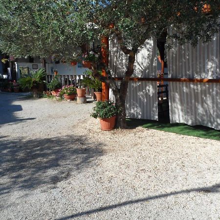 B&B Il Palombaro Uggiano La Chiesa Luaran gambar